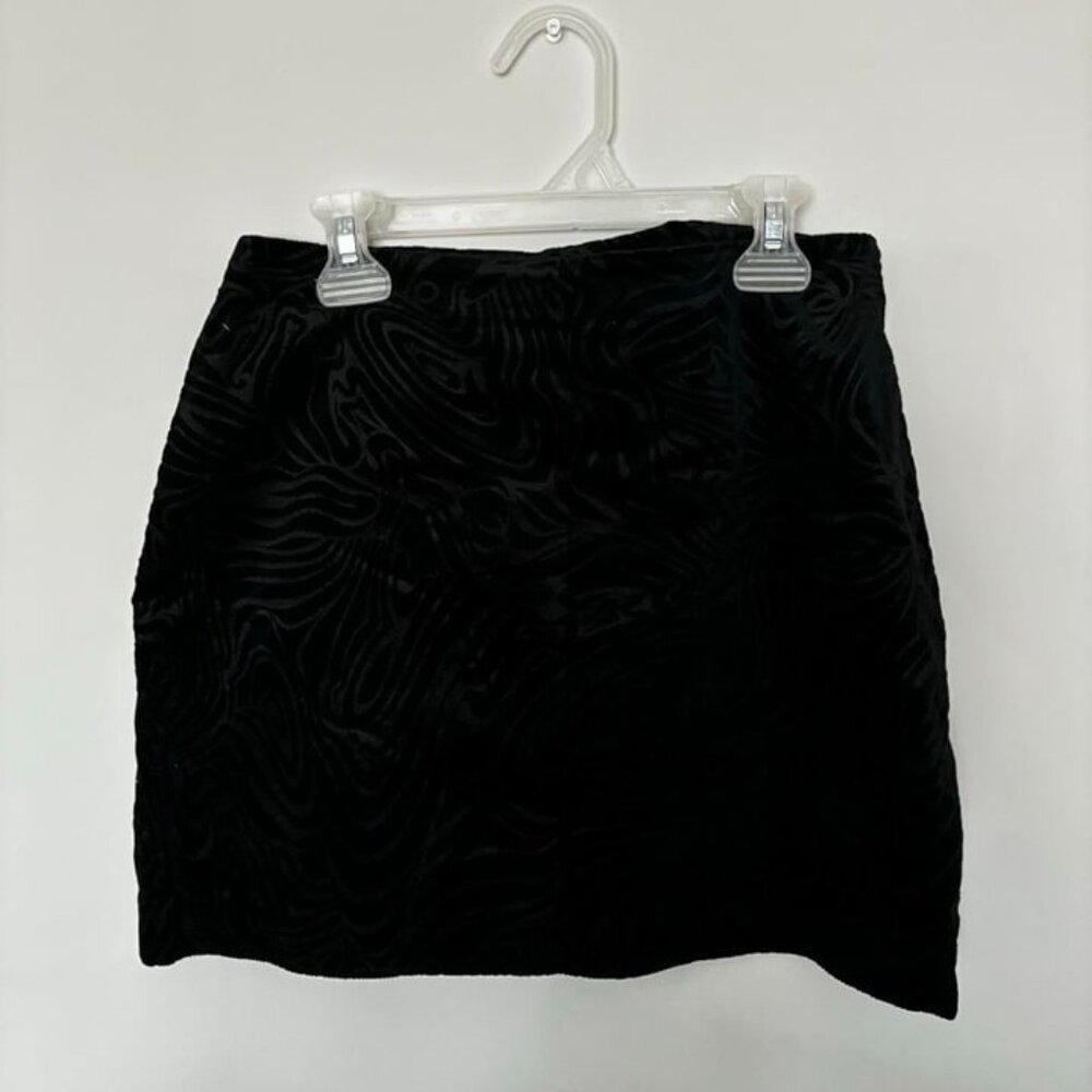 Black Express Patterned Mini Skirt - image 1